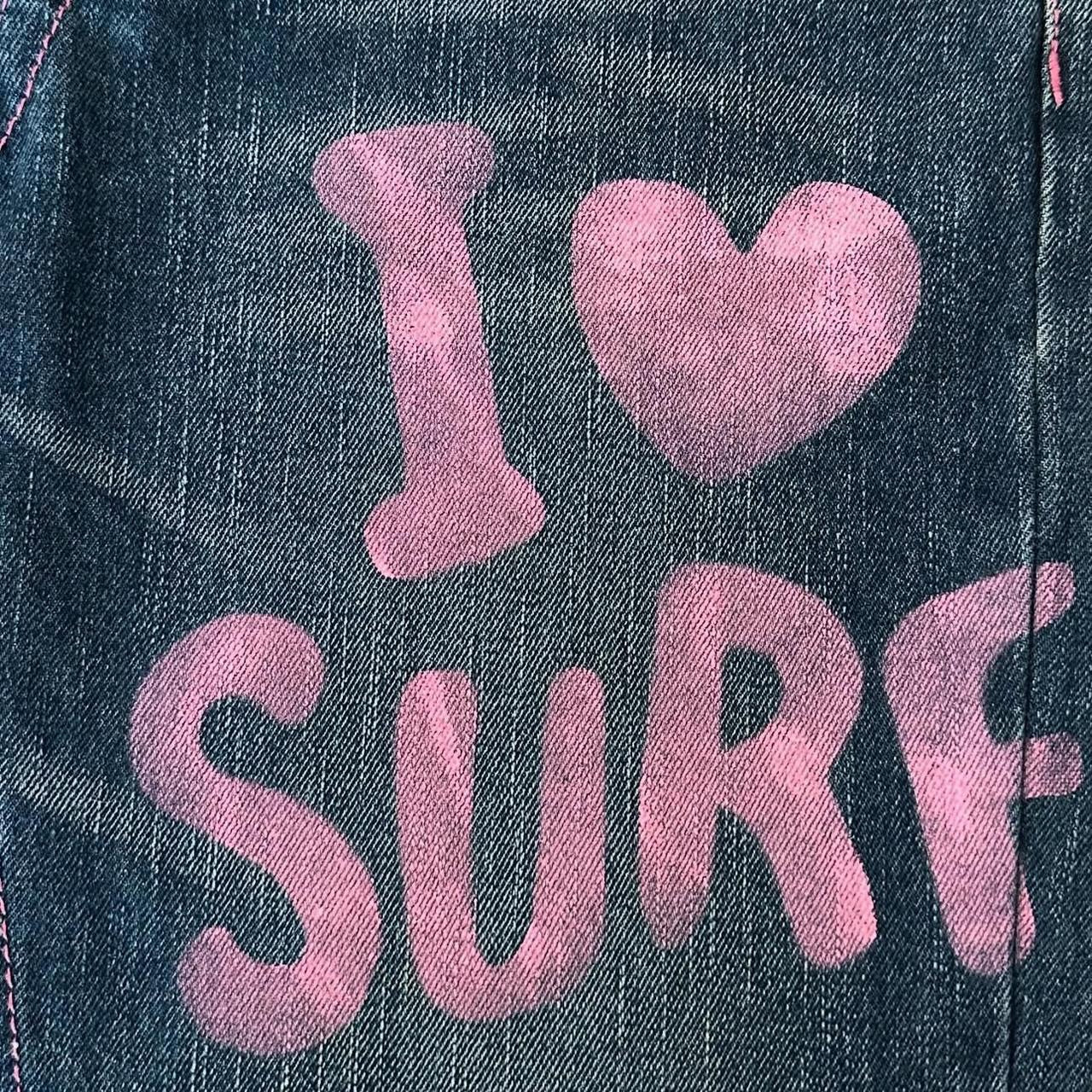 Vintage 2000’s ‘I love surf’ painting low rise jeans