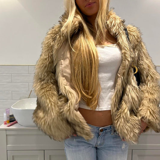 Vintage 2000’s faux fur jacket