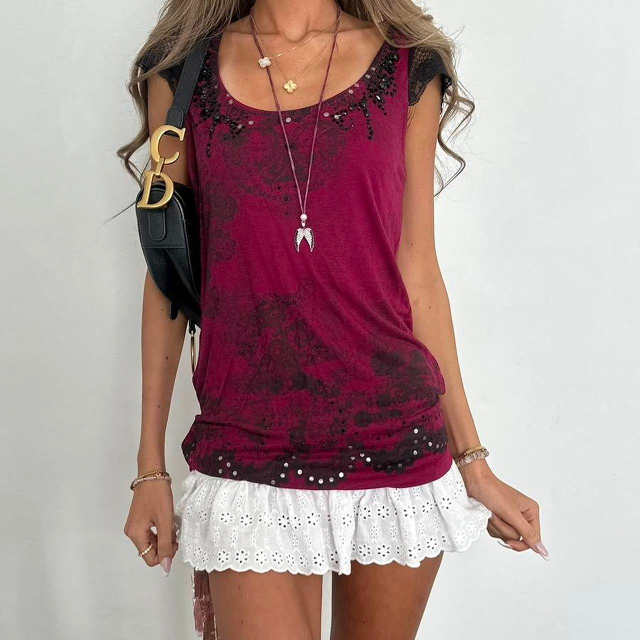 Vintage 00s black lace and dark pink top