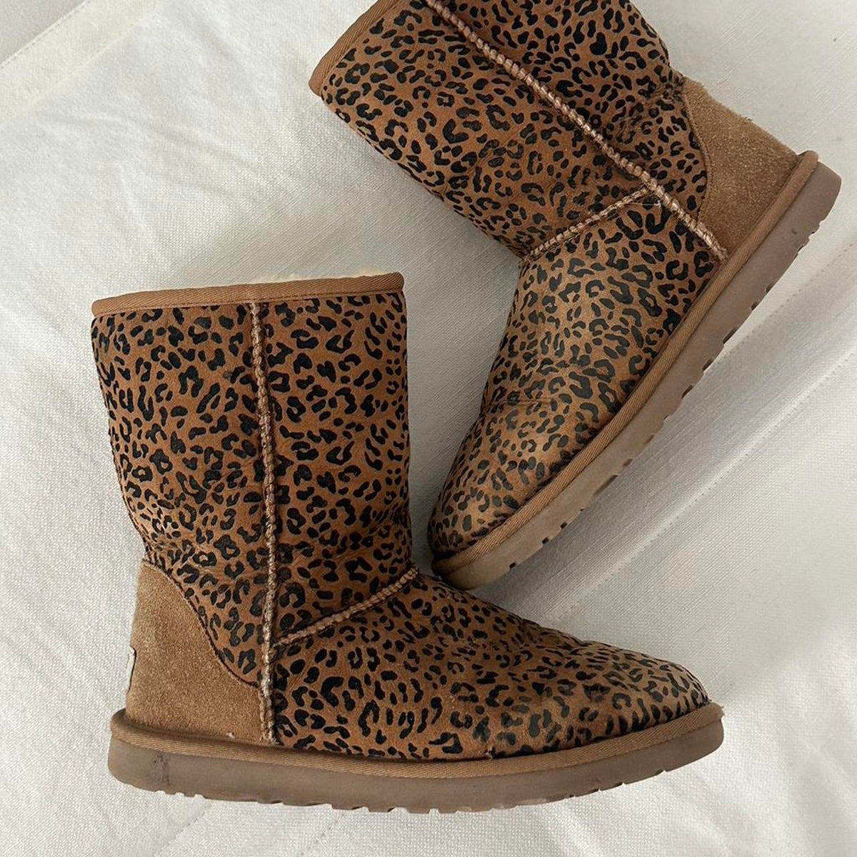 Vintage 2000s leopard print Ugg boots