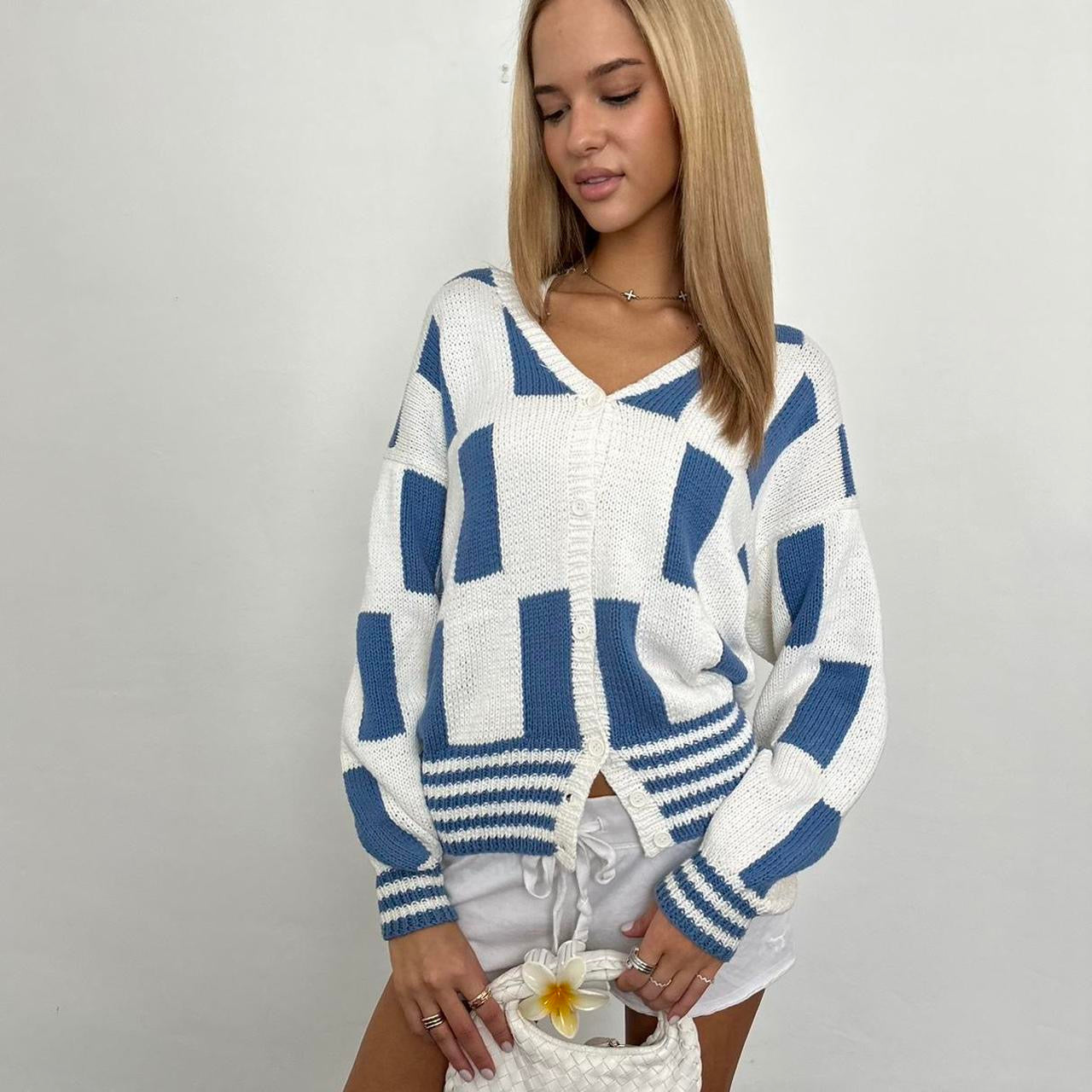 Vintage 90’s ciao sport white and blue knitted cardigan