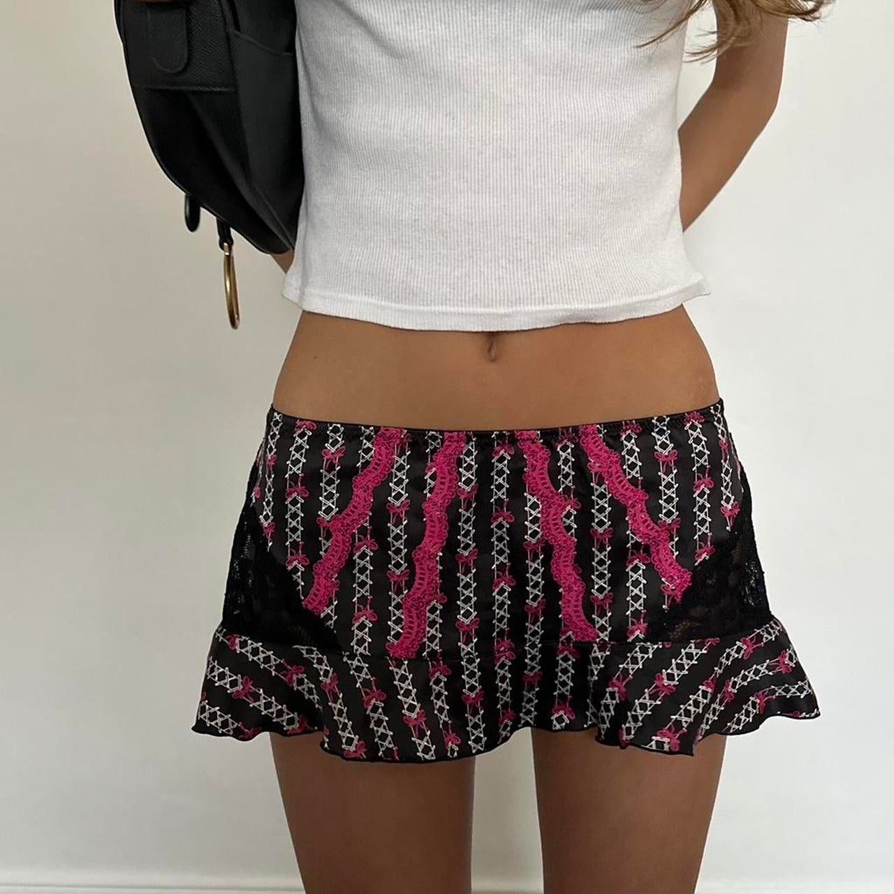 Vintage early 2000s pink and black lace micro mini skirt