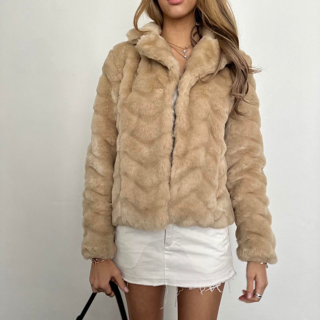 Vintage 2000’s tan faux fur jacket