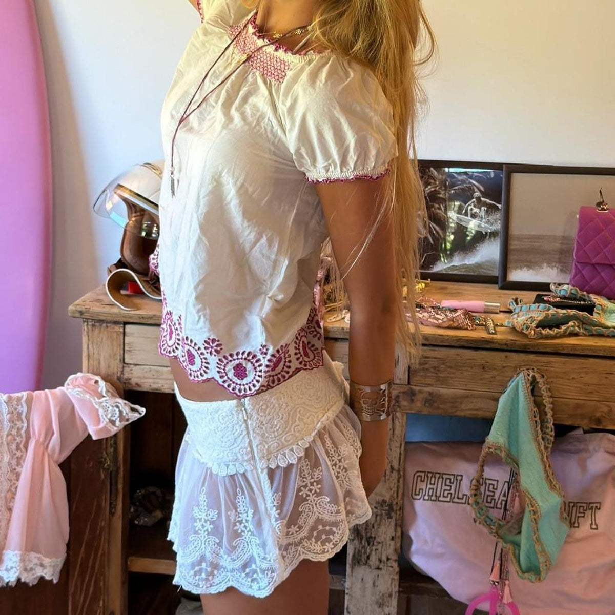 Vintage 00s boho white and pink top