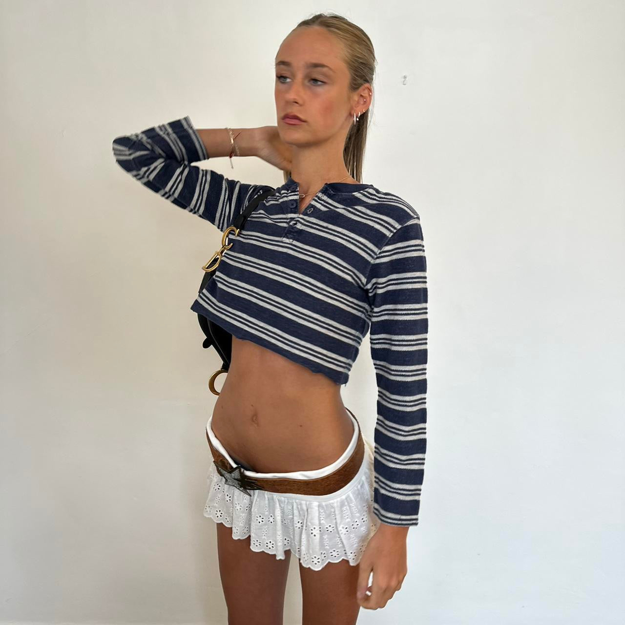 Vintage cropped long sleeves top