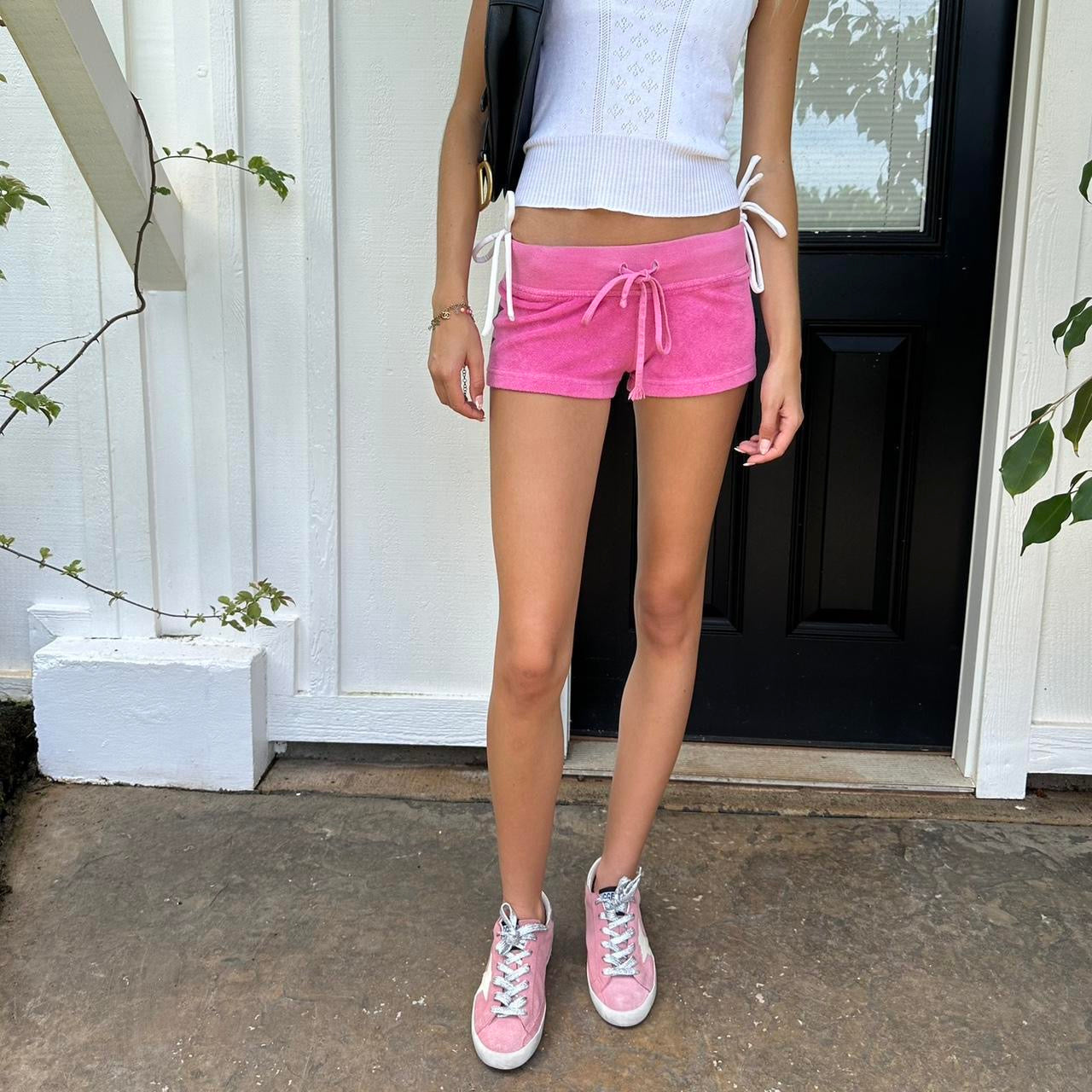 Vintage 90’s pink star mini shorts