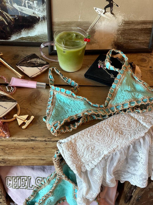 Vintage 00’s turquoise bikini set