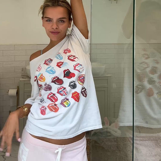 Vintage Rolling Stones off the shoulder top 🧸