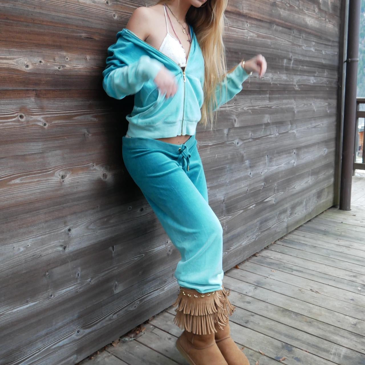 Vintage 2000’s aqua blue Juicy Couture sweatpants and hoodie set