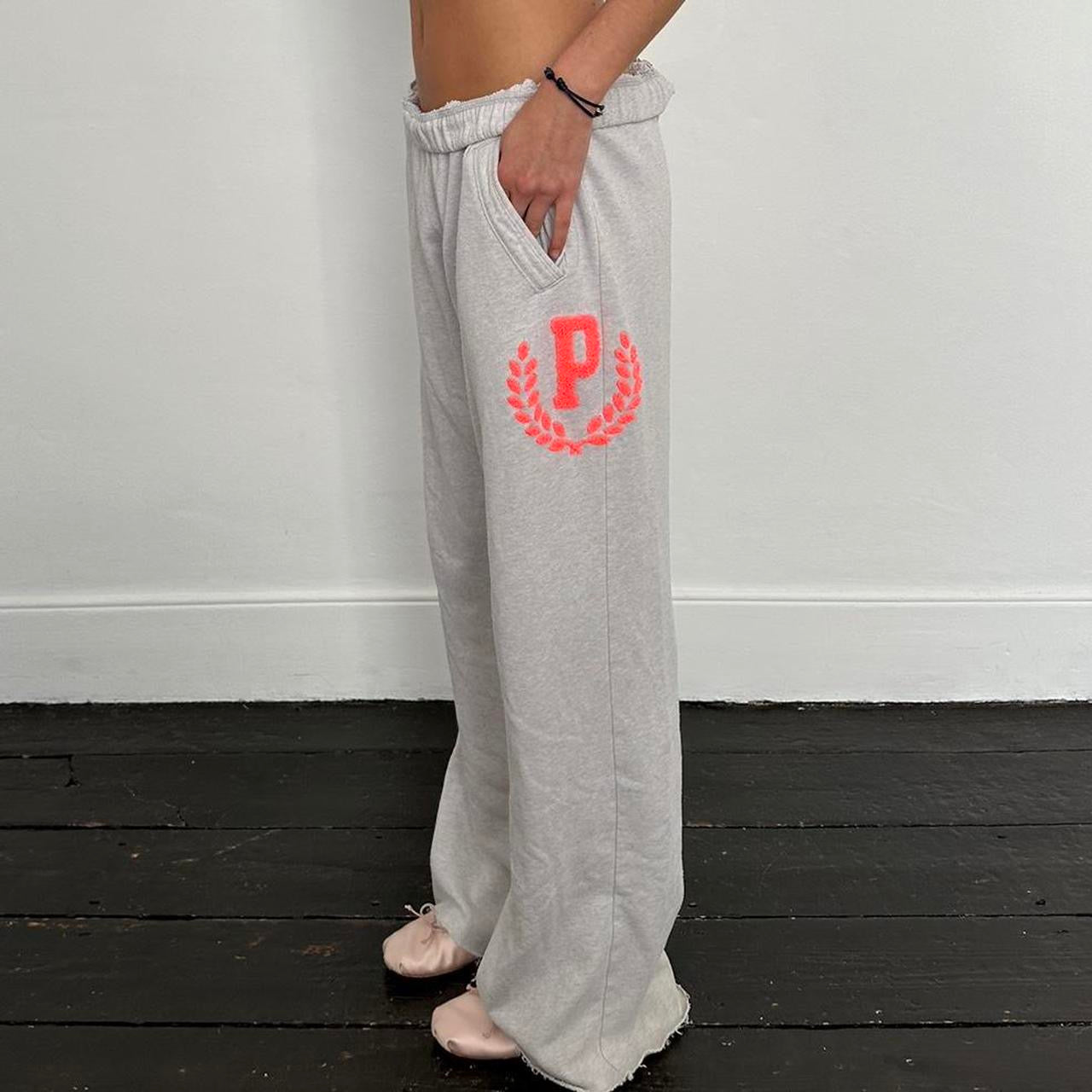 Vintage 2000’s Victoria’s Secret graphic grey sweatpants