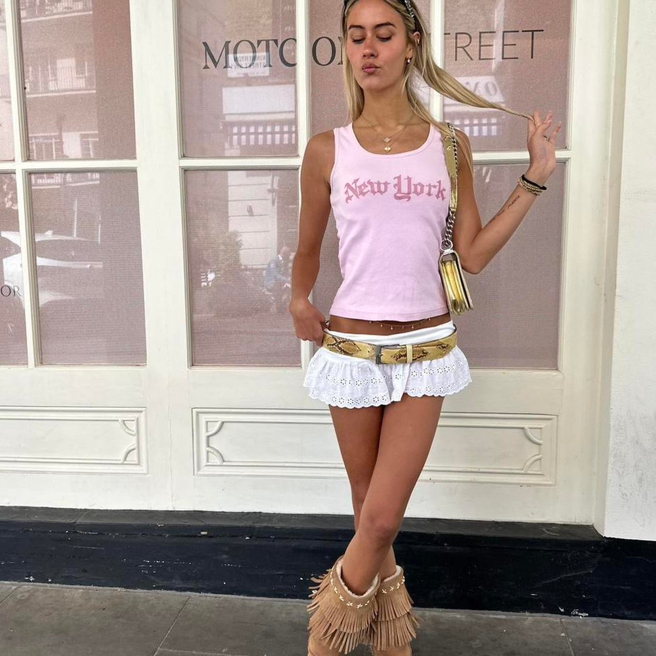 Vintage 2000’s pink New York tank top