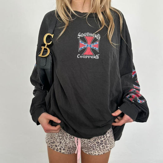 Vintage long sleeve skater oversized top