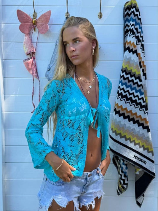 Vintage 00’s turquoise lace tie up top