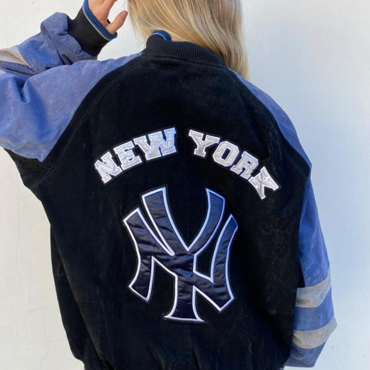 Vintage one of a kind Yankees leather jacket 🤍