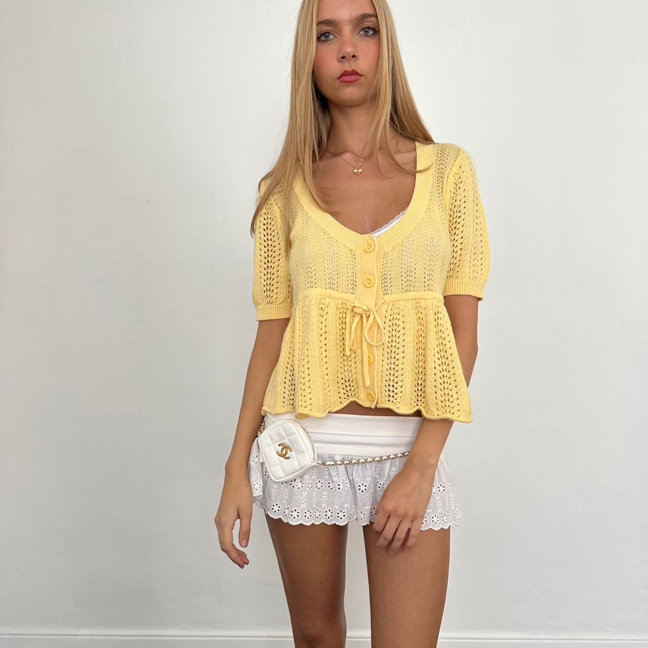 Vintage yellow layering top