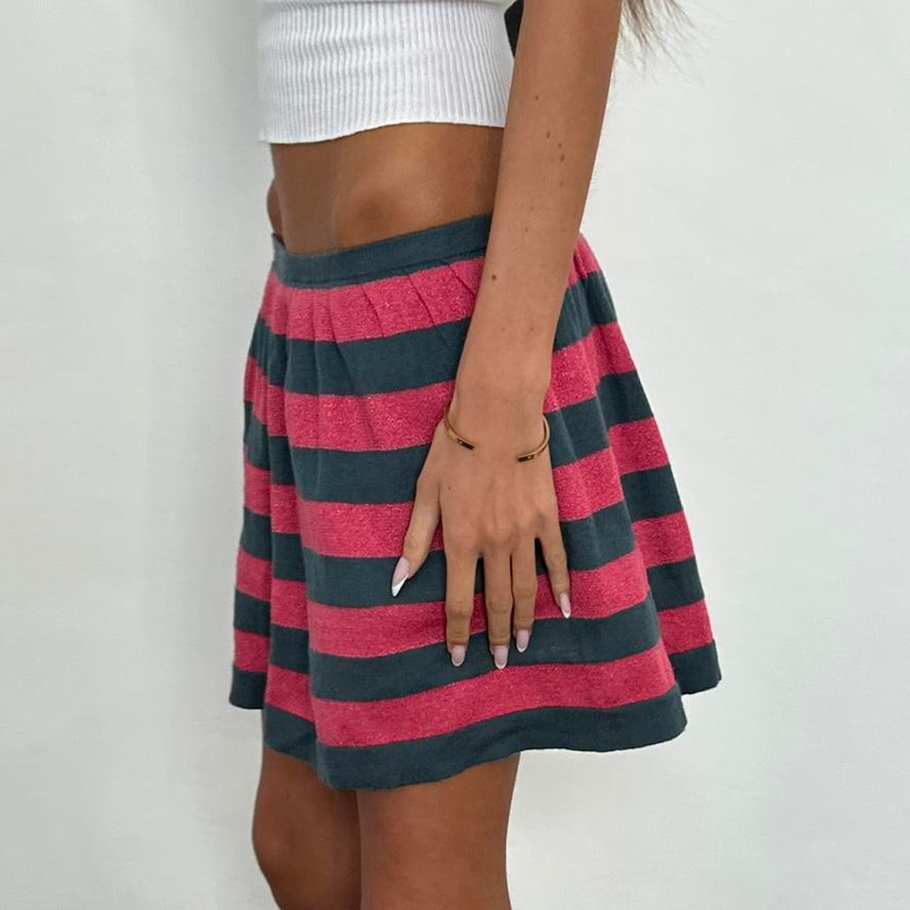 Vintage 00s red and grey striped mini skirt