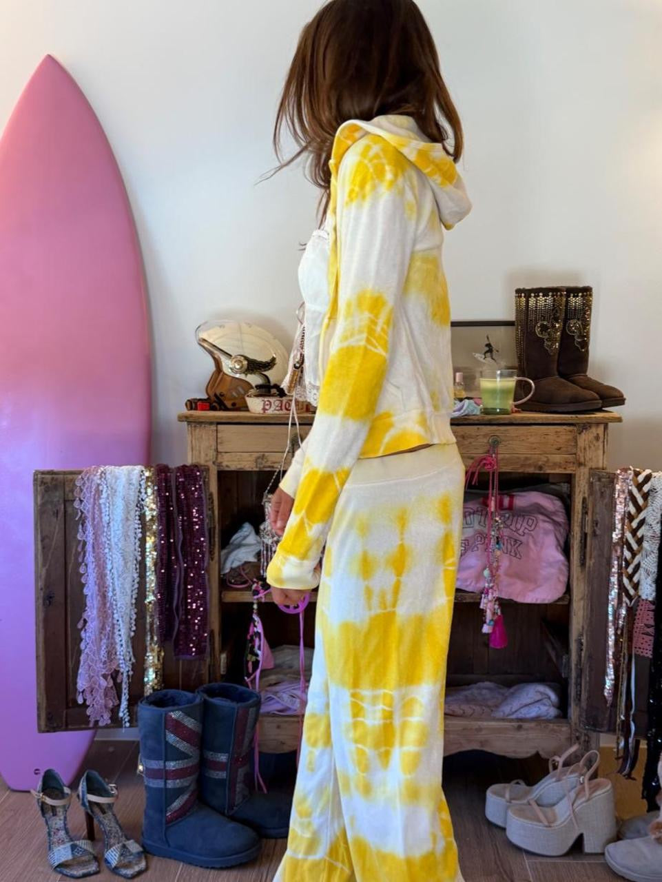 Vintage 00’s yellow Juicy Couture hoodie and pants set