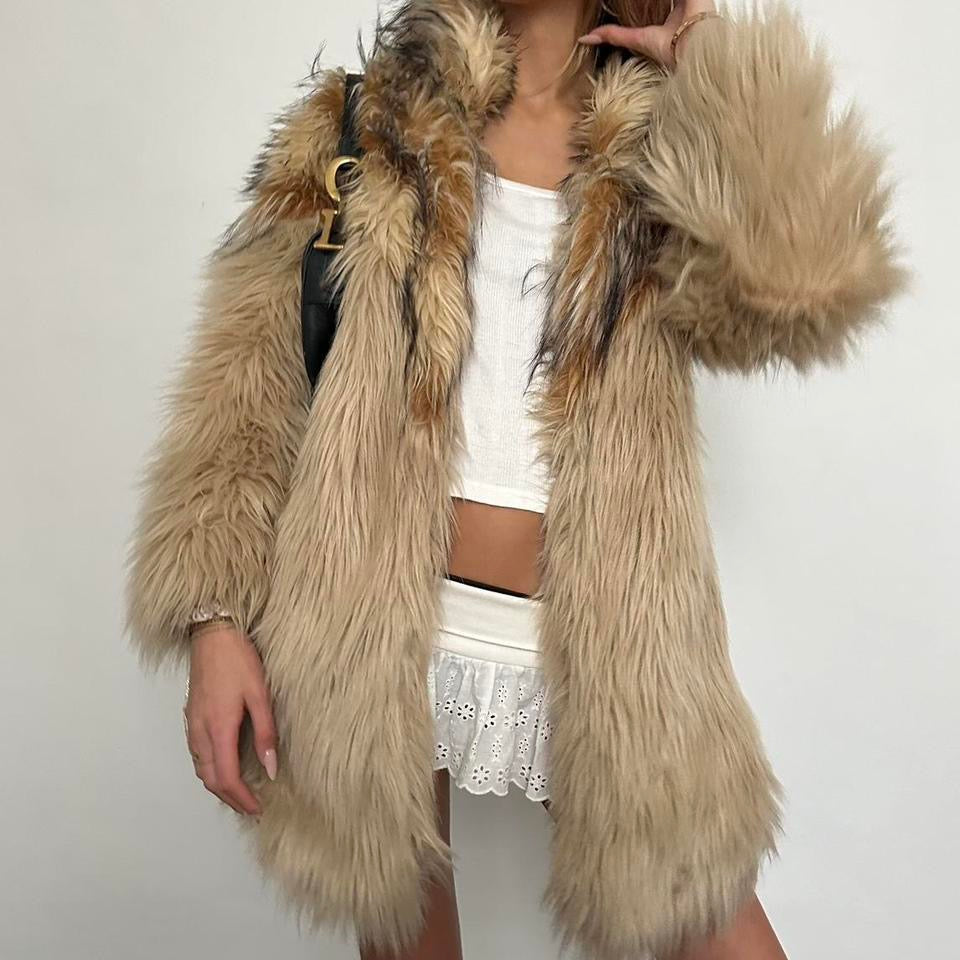 Vintage 2000’s faux fur light brown jacket