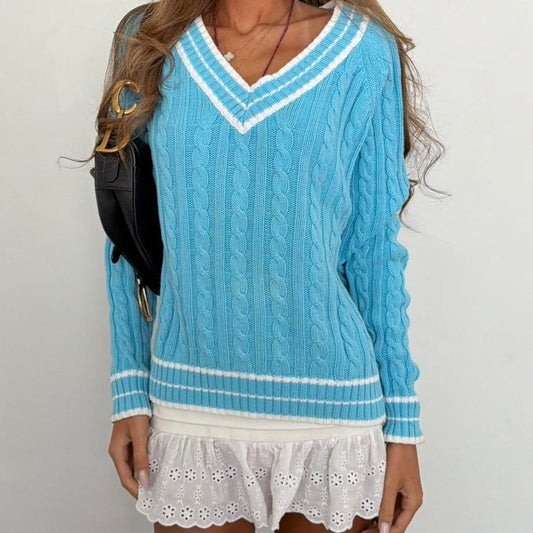 Vintage 00’s blue cable knit preppy sweater