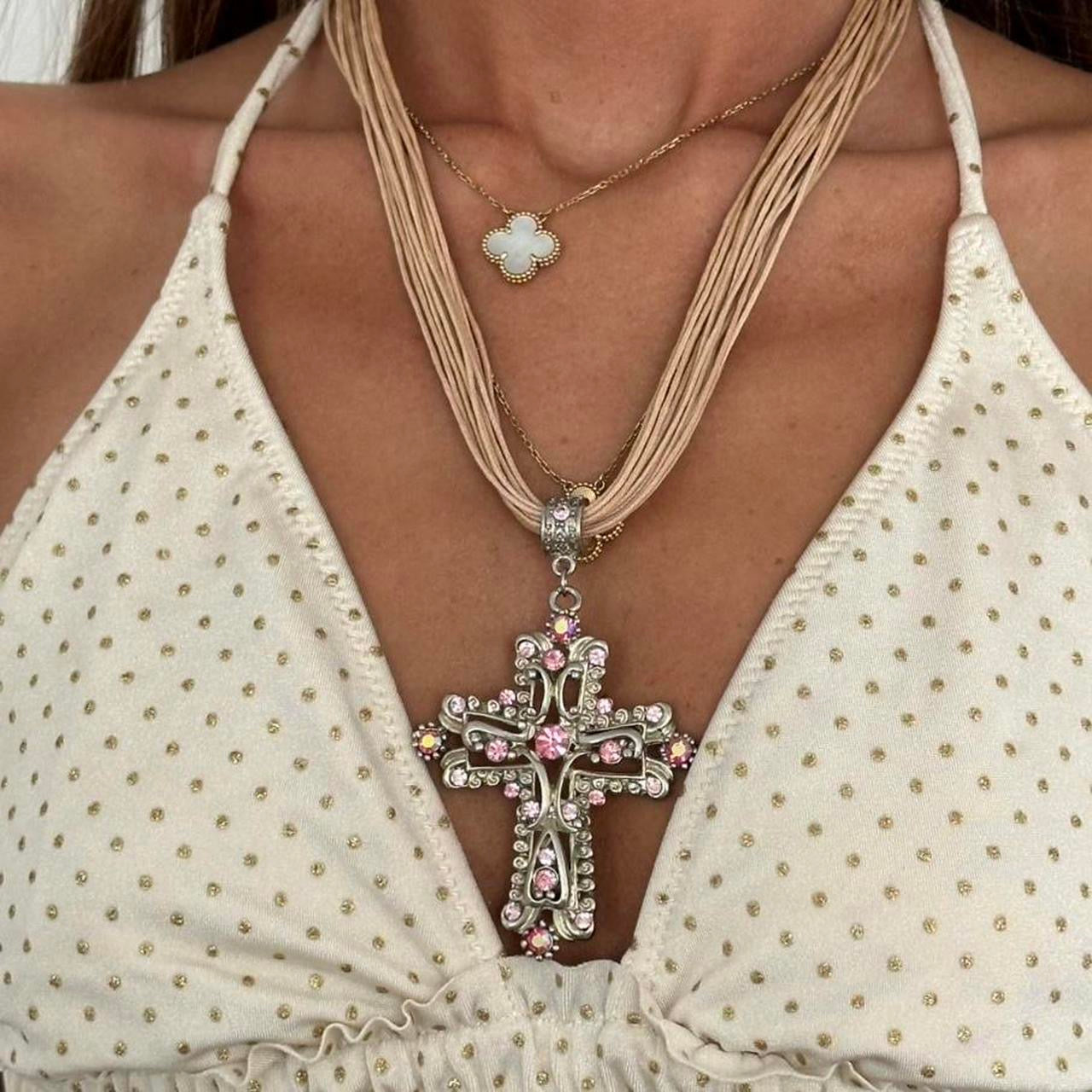 Vintage 00s cross pendant necklace