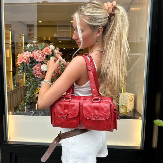 Vintage red shoulder bag 🍒🍓