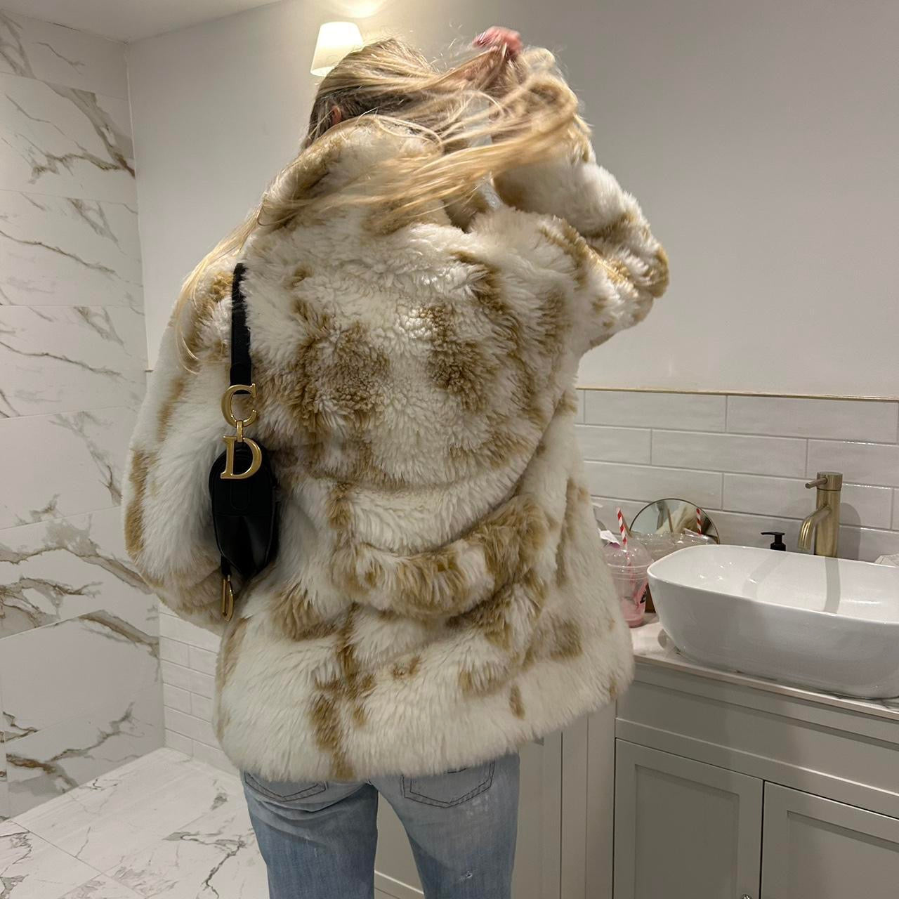 Vintage 2000’s faux fur leopard jacket