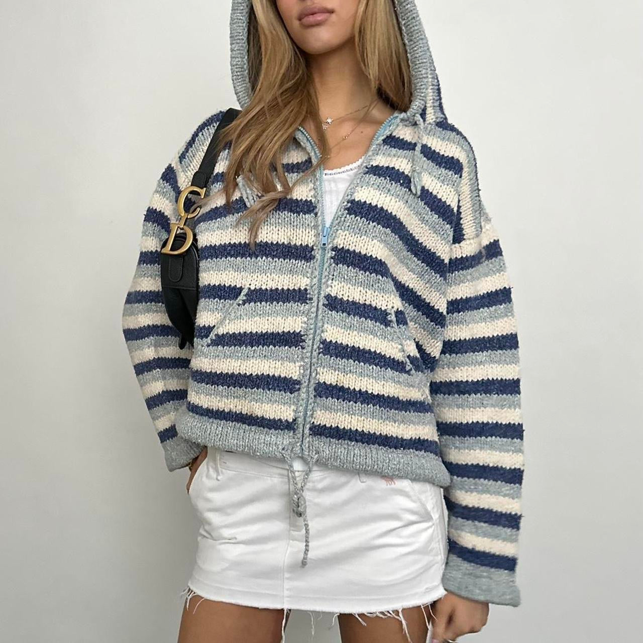 Vintage knitted blue striped zip up jacket 🧺