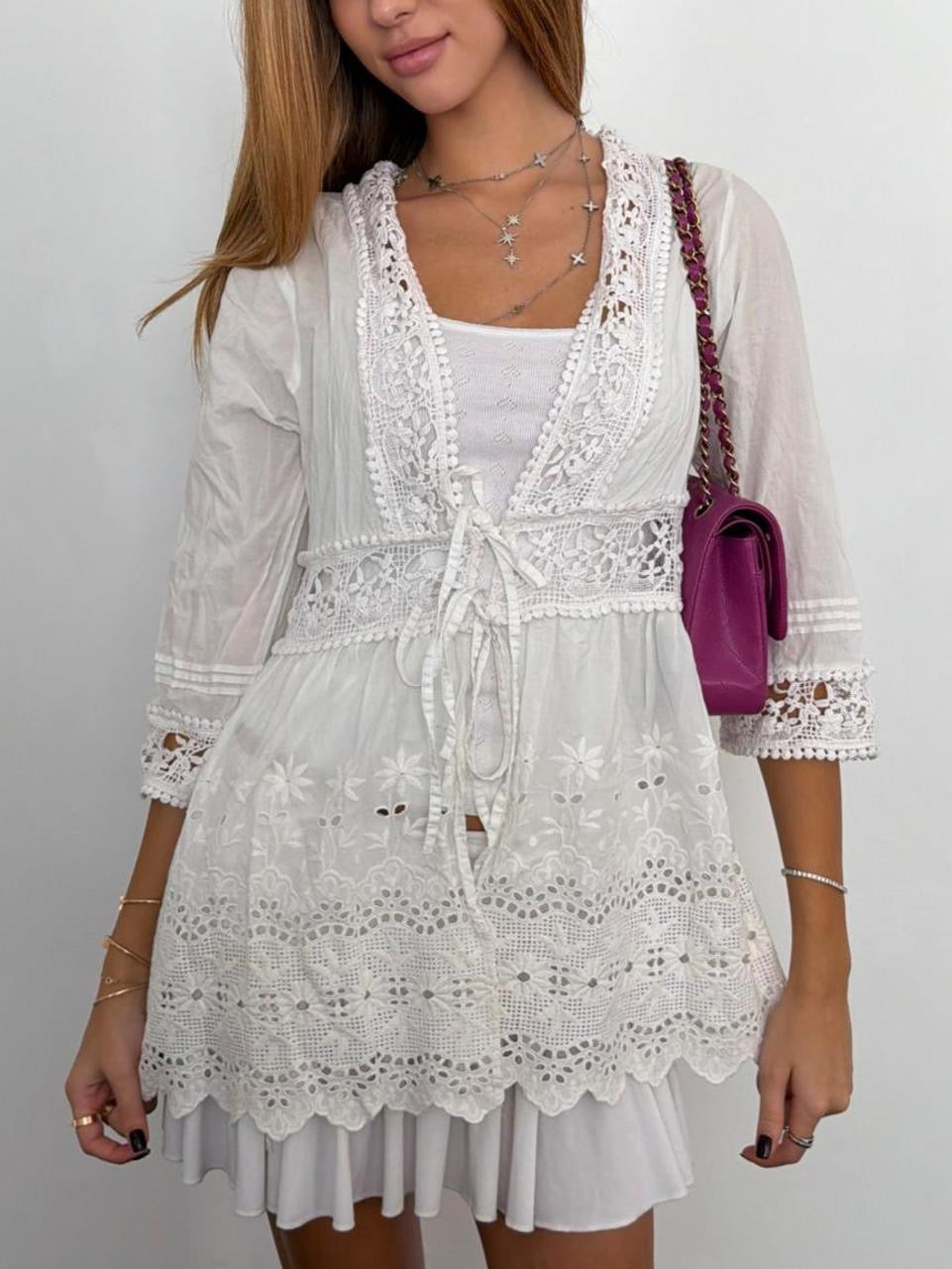 Vintage 00’s white lace broderie tie up top