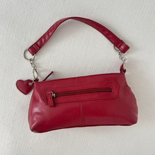 Vintage 90’s red heart charm shoulder bag