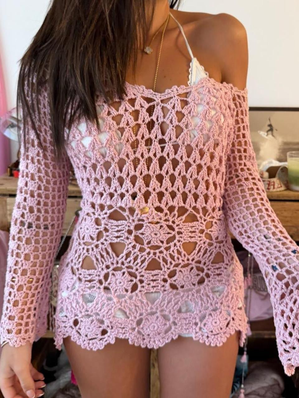 Vintage 00’s pink crochet long sleeve layering top