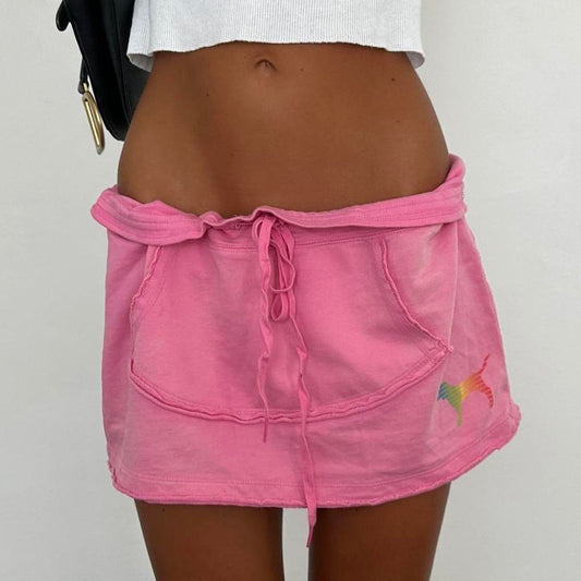Vintage 2000’s Victoria’s Secret pink mini skirt