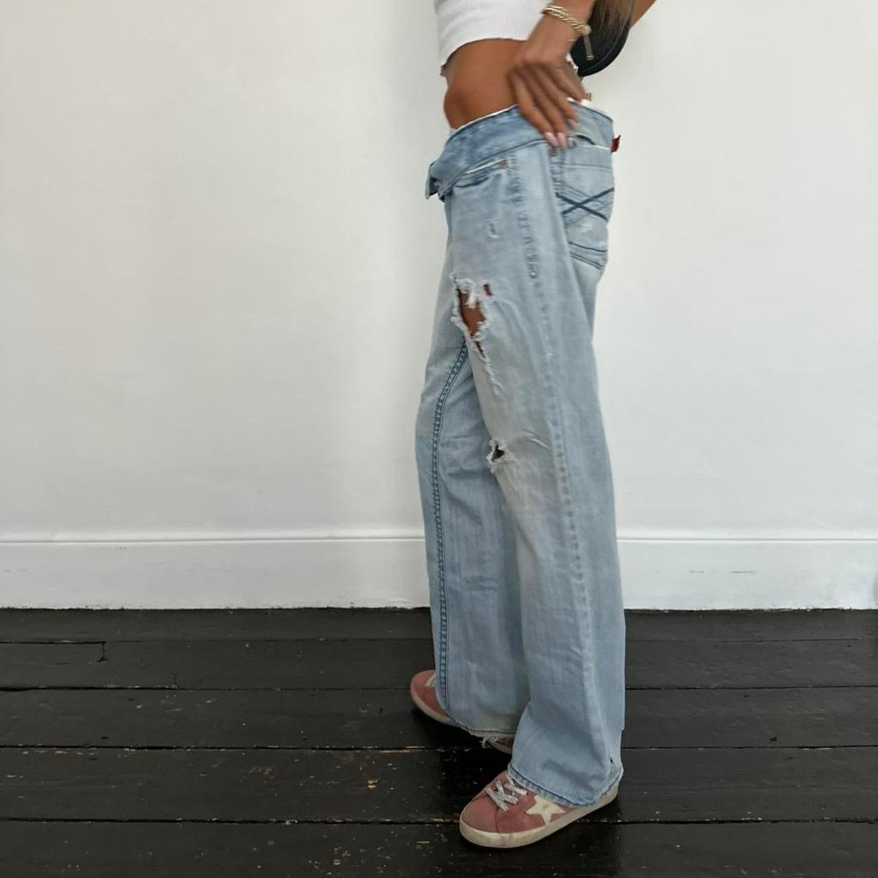 Vintage 2000’s boyfriend bootcut blue jeans