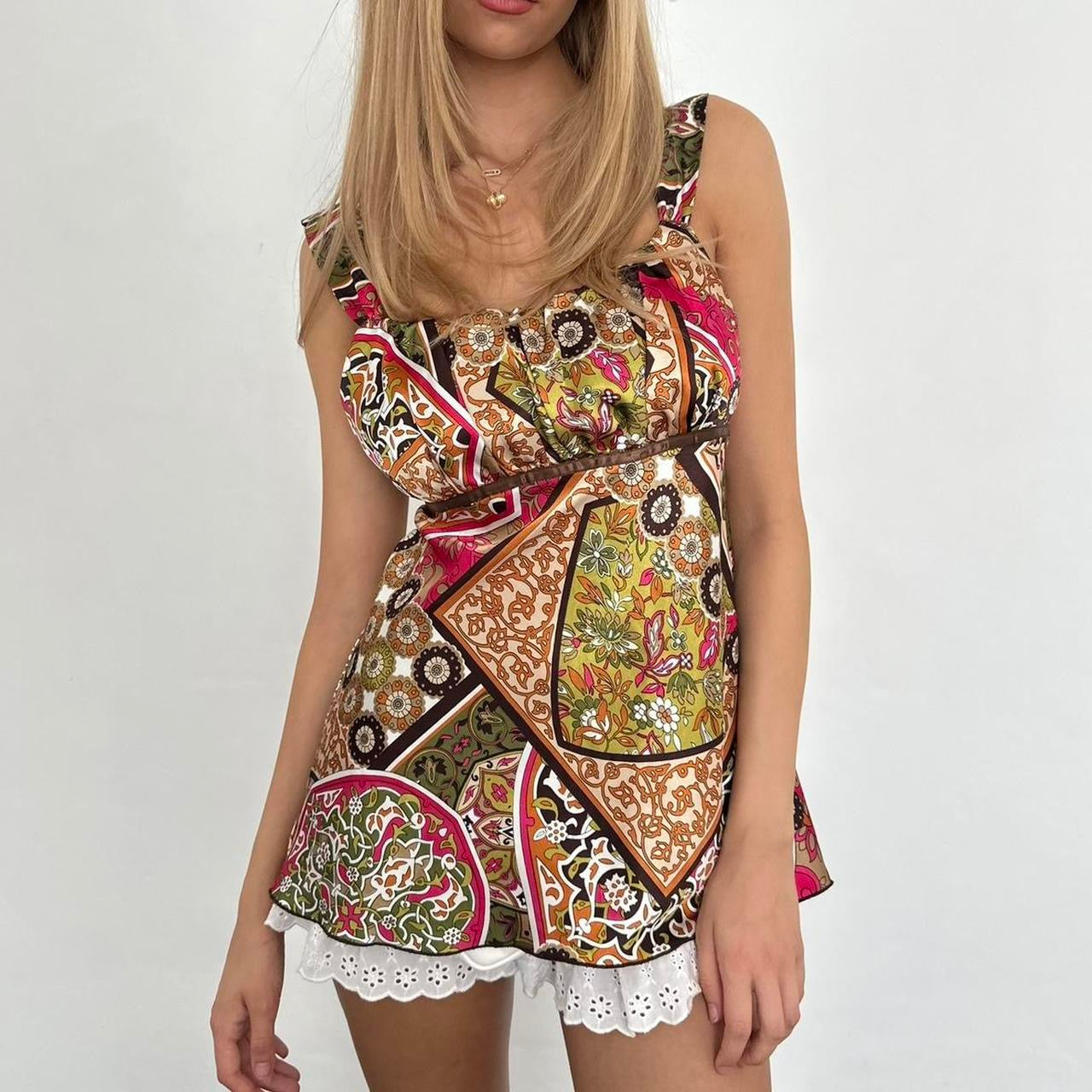 Vintage 2000’s floral babydoll top