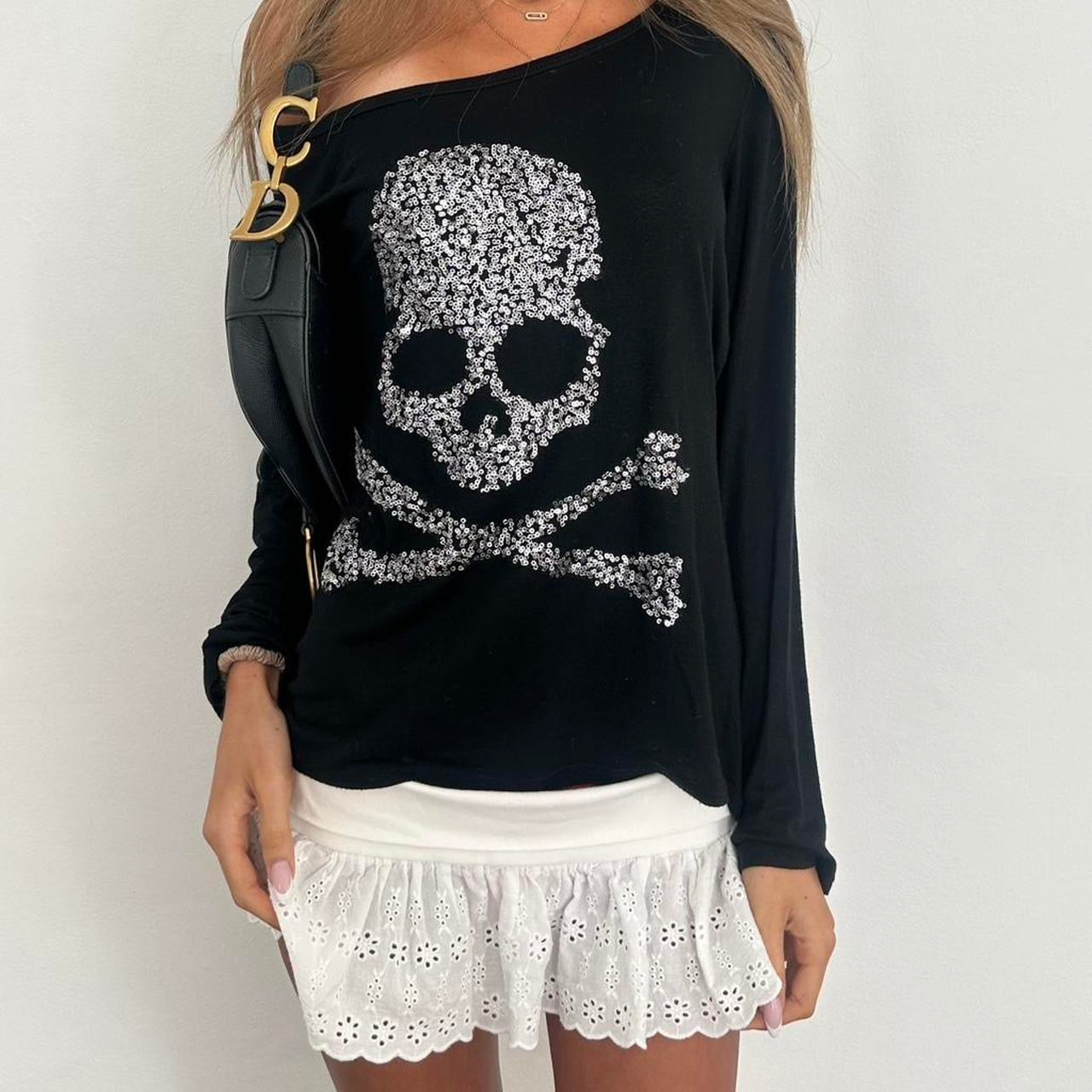 Vintage 2000’s off the shoulder skull top