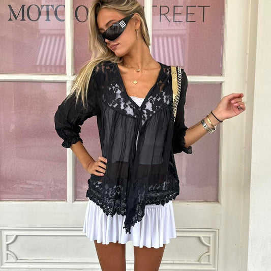 Vintage 90’s black lace long sleeve cardigan top