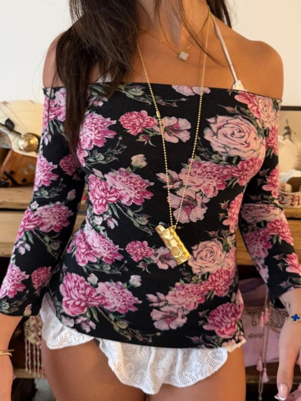 Vintage 00s floral off the shoulder long sleeve top