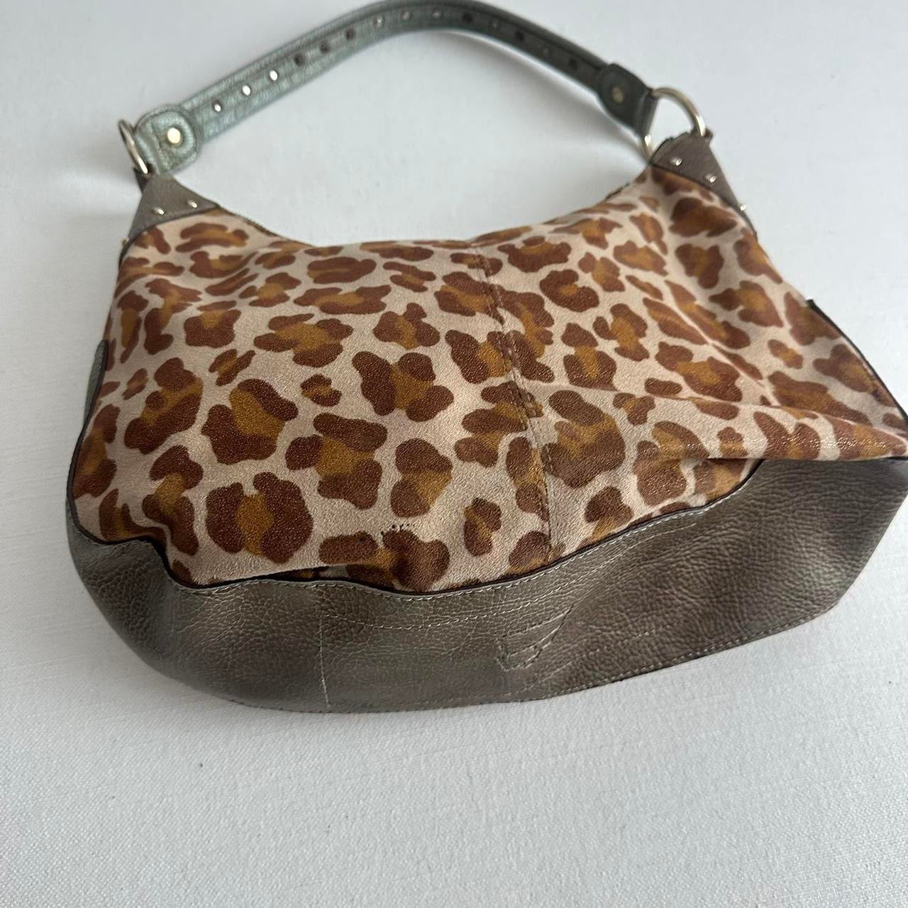 Vintage 90’s leopard print medium shoulder bag 🐆