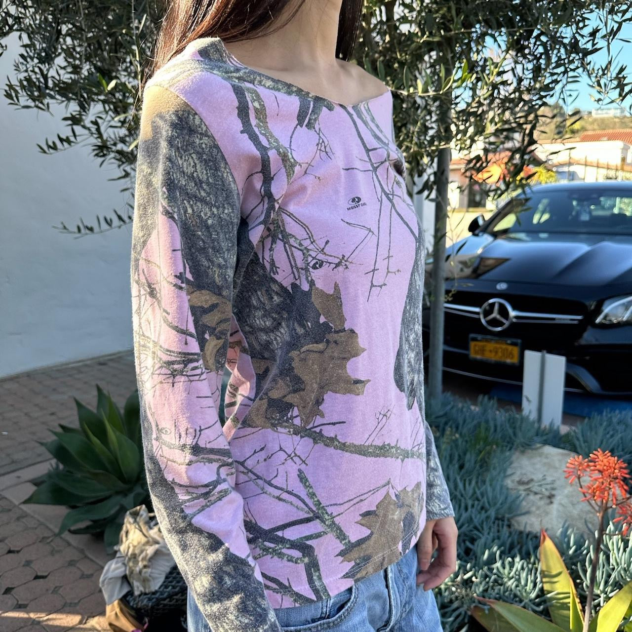 Vintage 90’s camouflage pink long sleeve top