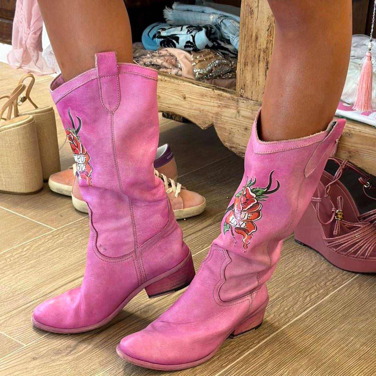 Vintage true love tattoo style pink boots