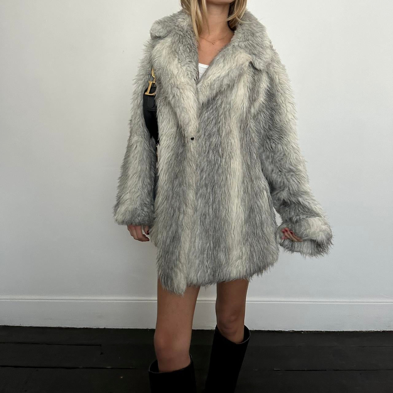 Vintage 2000’s grey faux fur jacket