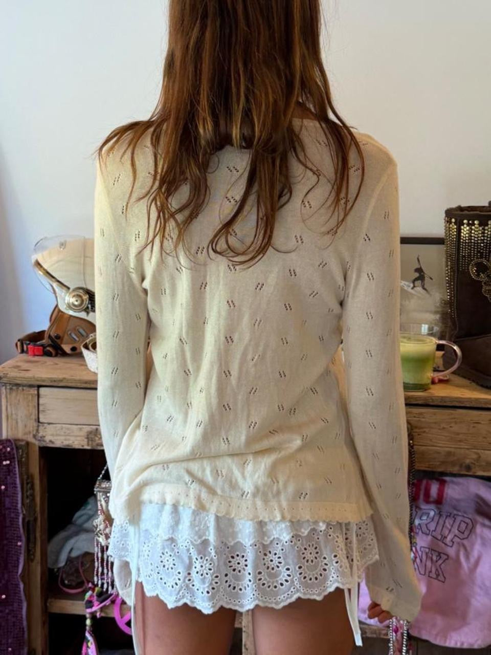 Vintage 00’s tan long sleeve tie up top