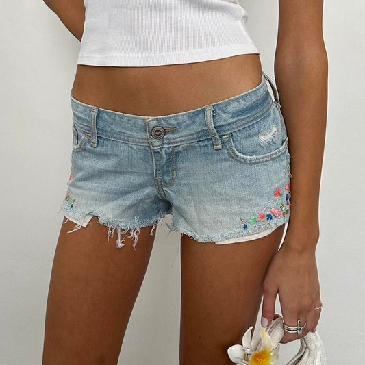 Vintage 2000’s Hollister embroidered denim shorts