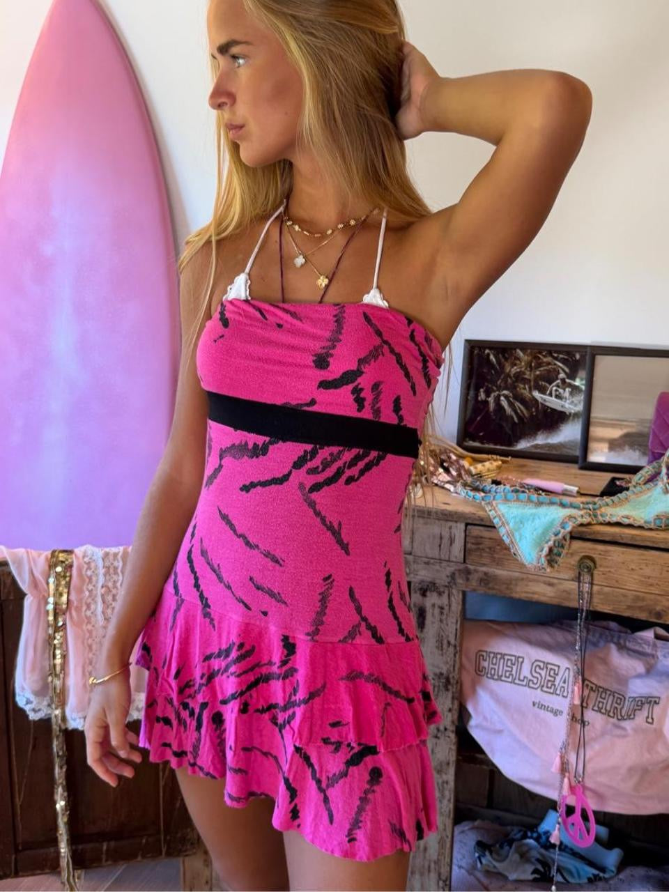Vintage 00’s pink strapless ruffle mini dress