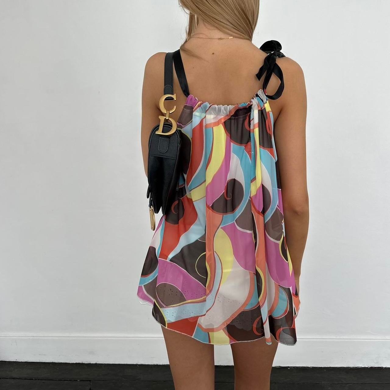 Vintage 2000’s halter neck top