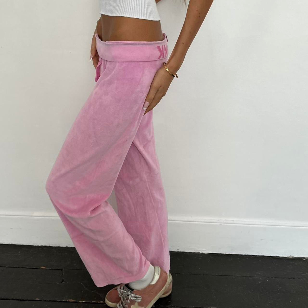 Vintage 2000’s Victoria’s Secret pink velvet pants