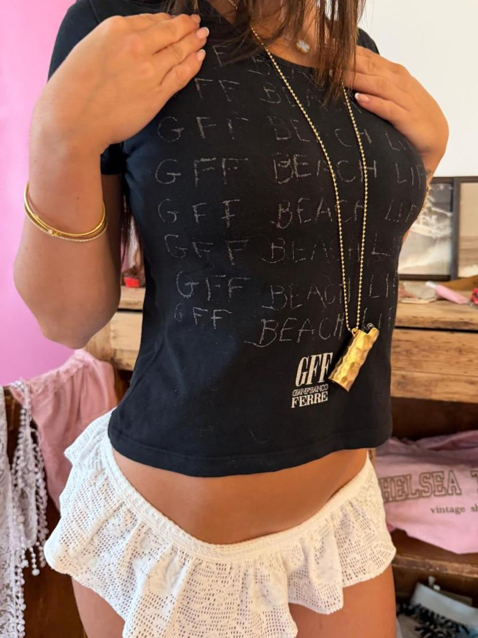 Vintage 90’s Beach Life! black baby tee