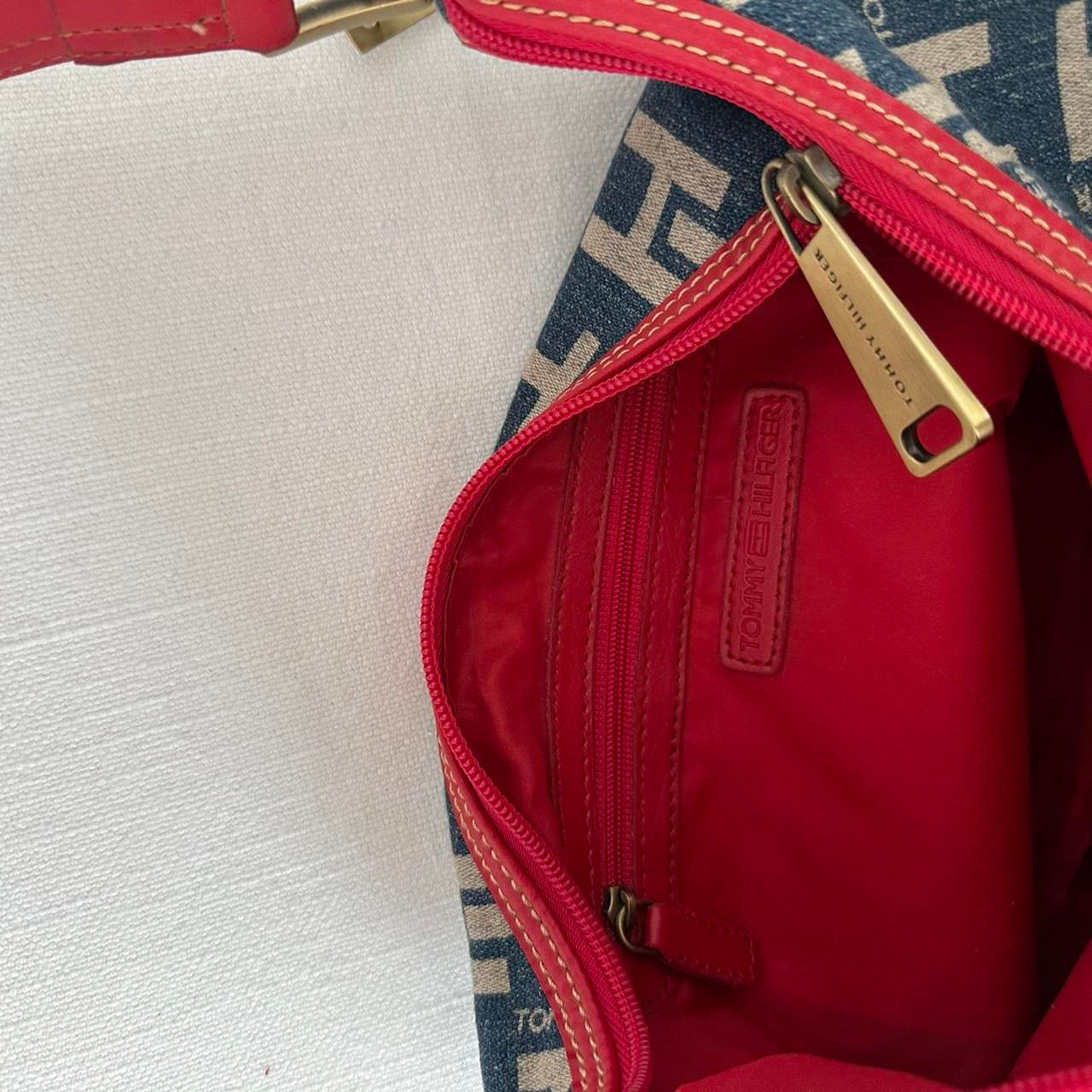 Vintage 90’s Tommy Hilfiger red denim bag