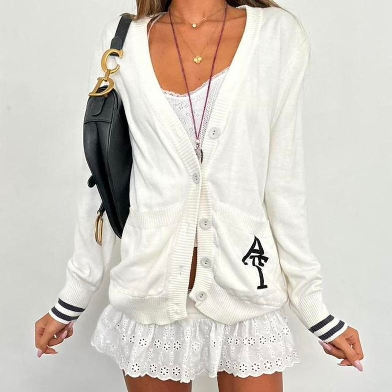 Vintage 2000’s Abercrombie and Fitch cardigan