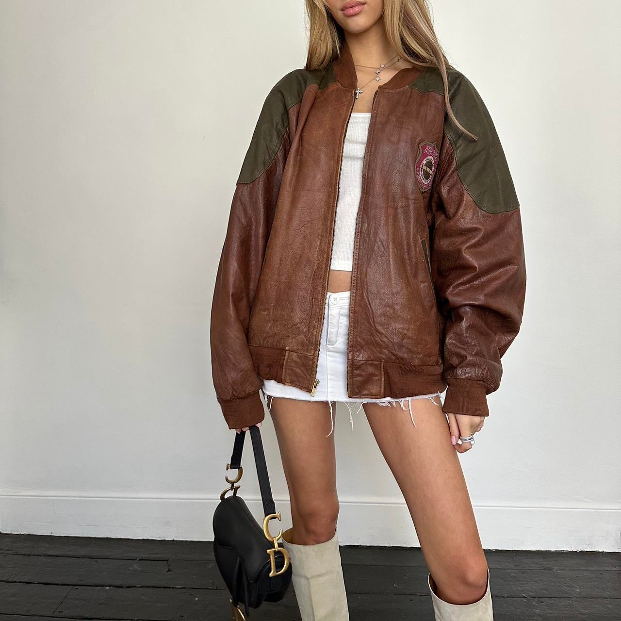 Vintage 90’s brown bomber graphic leather jacket