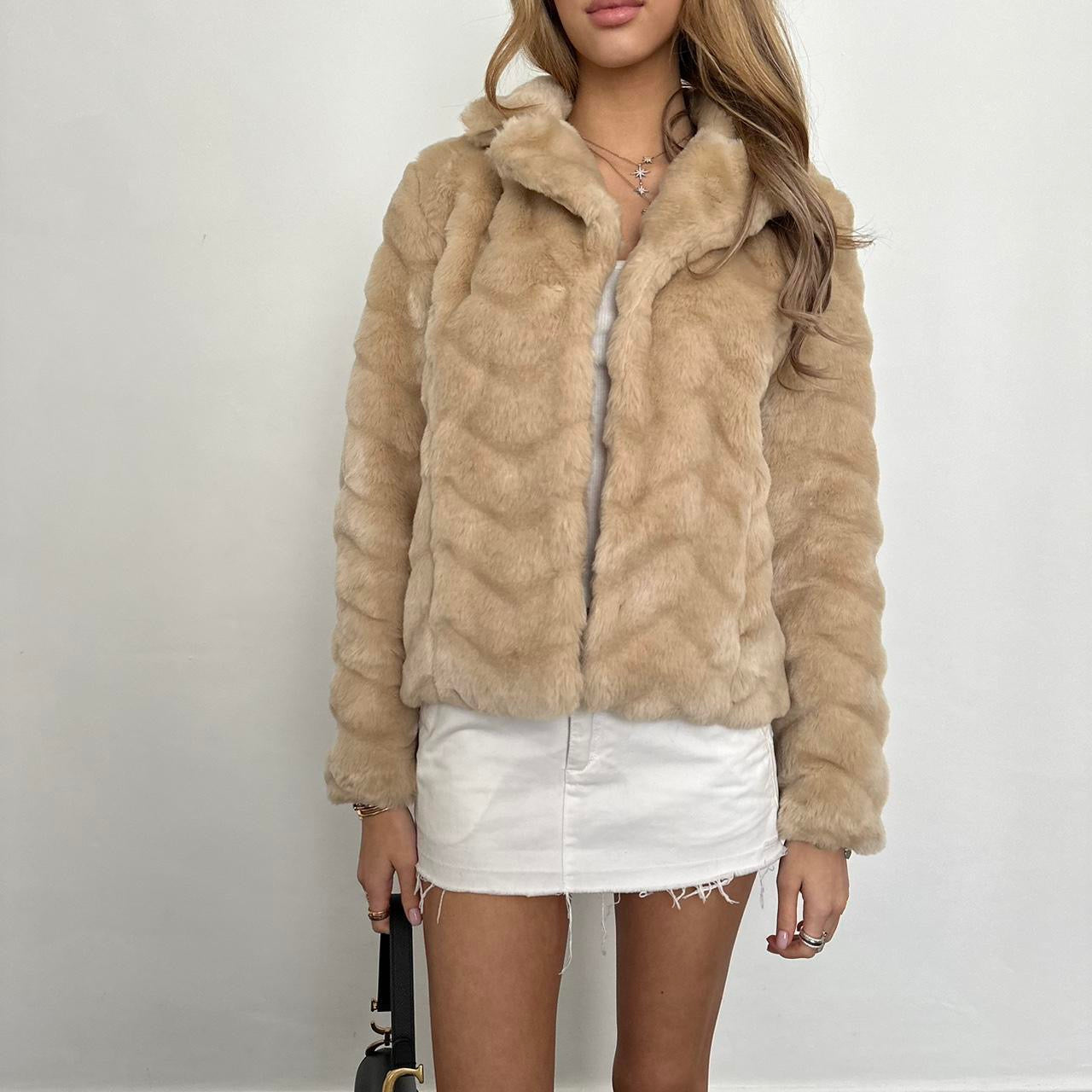 Vintage 2000’s tan faux fur jacket